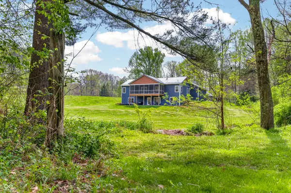 5980 Pine Tree LN, Morgantown, IN 46160