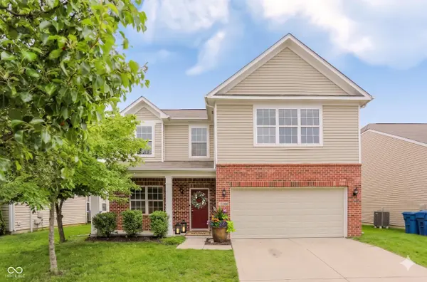15278 Royal Grove DR, Noblesville, IN 46060
