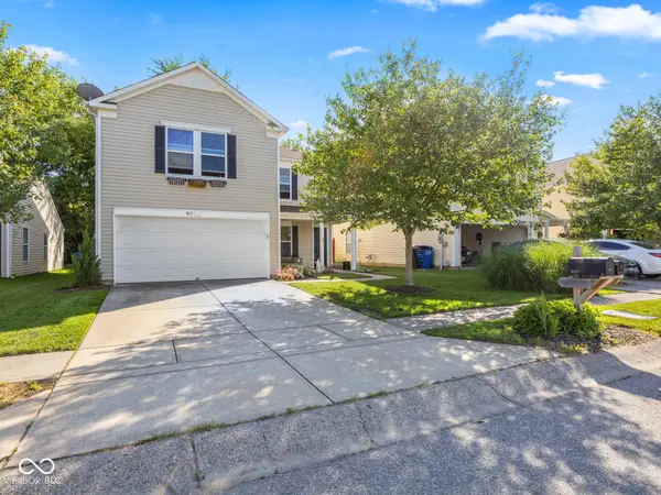 917 Balto DR, Shelbyville, IN 46176