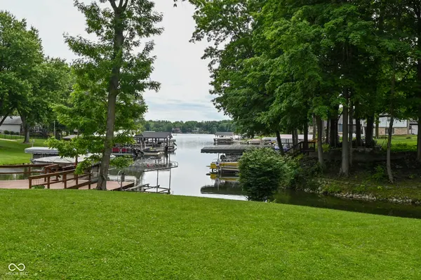 175 Mill Springs, Coatesville, IN 46121