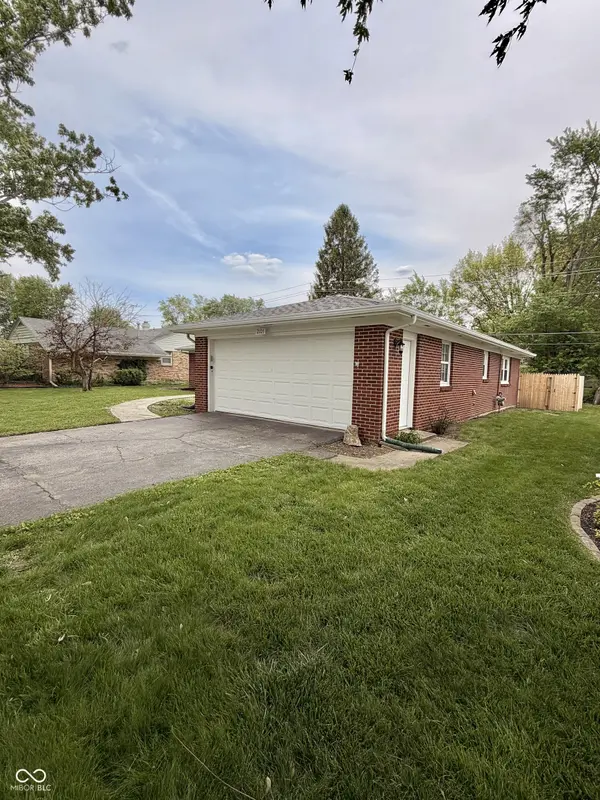 2105 W Purdue AVE, Muncie, IN 47304