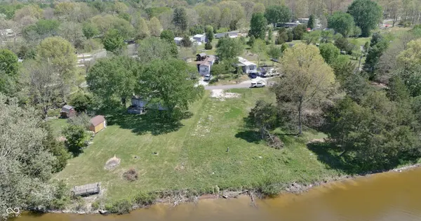 3394 Rothshire CIR, North Vernon, IN 47265