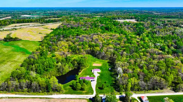 4115 E Olive Branch RD, Bloomfield, IN 47424