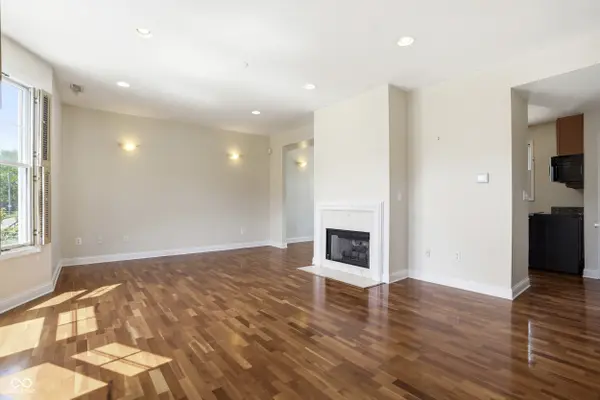 308 E 10th ST, Indianapolis, IN 46202
