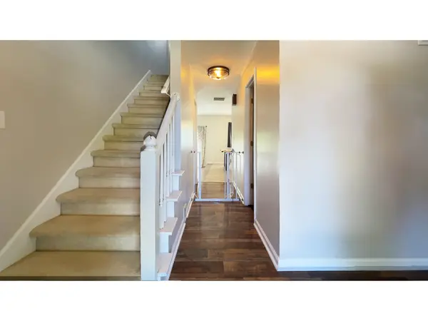 5627 Hill Rise DR, Indianapolis, IN 46237