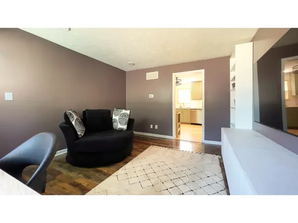 5627 Hill Rise DR, Indianapolis, IN 46237