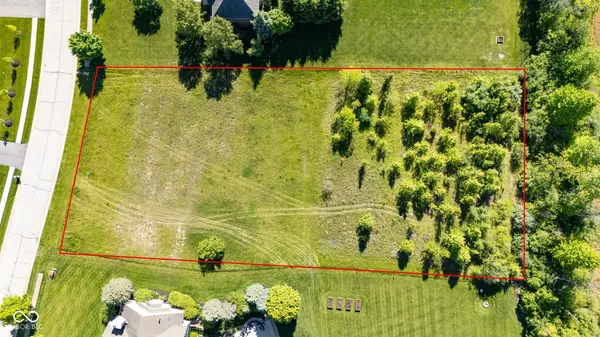 9335 Pleasant View LN, Zionsville, IN 46077