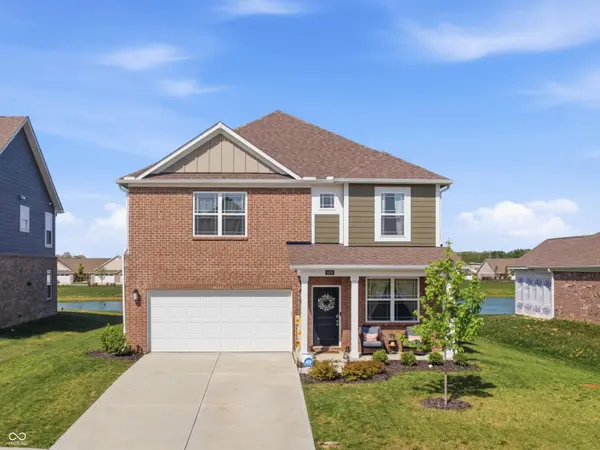 5906 Aleppo LN, Greenwood, IN 46143