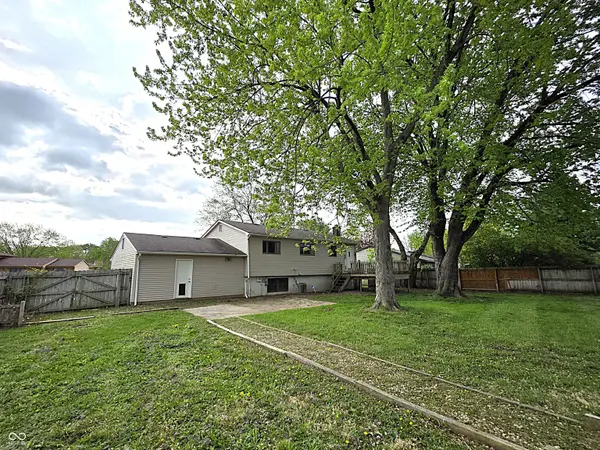 714 Spring Valley CT, Indianapolis, IN 46231