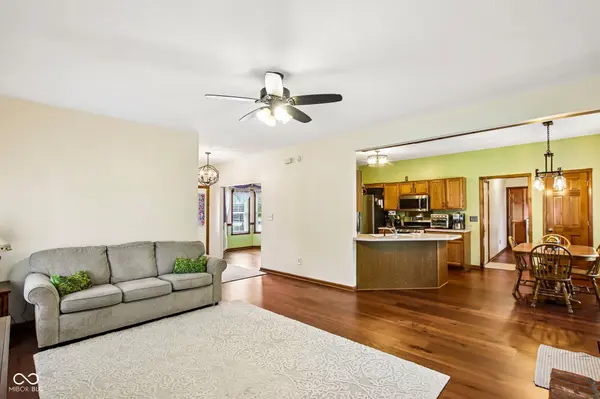 8344 Hunters Meadow CT, Indianapolis, IN 46259