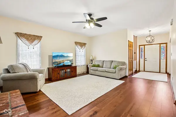 8344 Hunters Meadow CT, Indianapolis, IN 46259