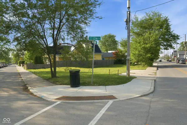 828 Shelby ST, Indianapolis, IN 46203