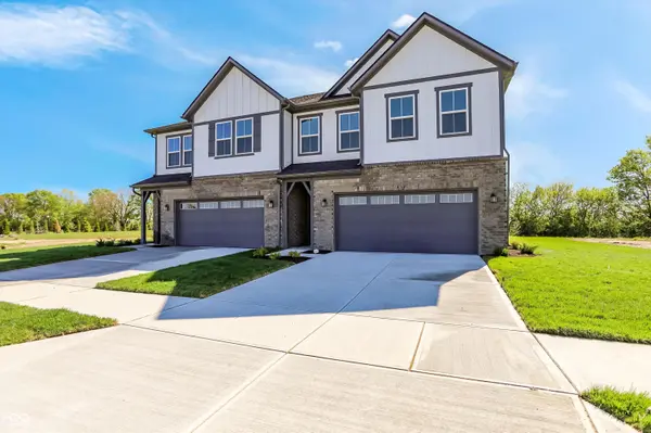 18475 Depoe LN, Westfield, IN 46074