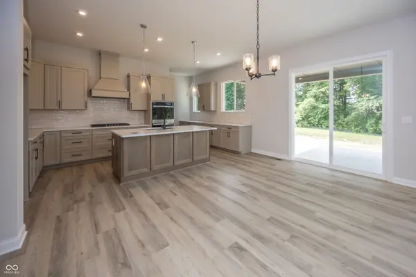 5591 Brook Hill RD, Avon, IN 46123