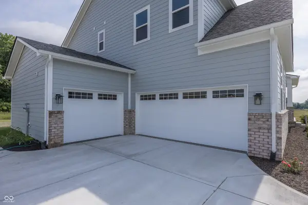 5572 Brook Hill RD, Avon, IN 46123