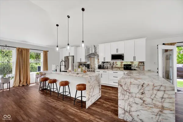 5726 Cooper RD, Indianapolis, IN 46228