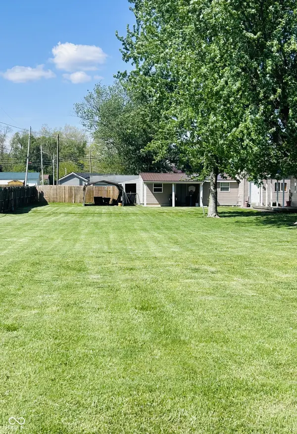 1006 W 10th ST, Connersville, IN 47331