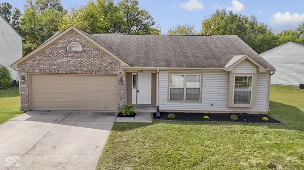 6435 Birds Eye DR, Indianapolis, IN 46203