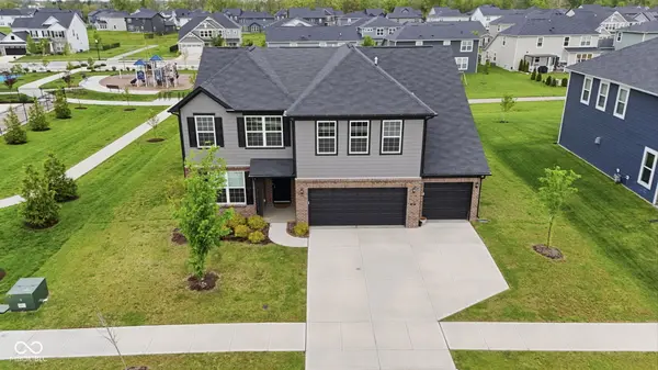 698 Bedwell Bay RD, Westfield, IN 46074