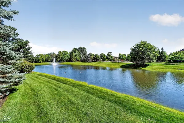 10317 Forest Meadow CIR, Fishers, IN 46040