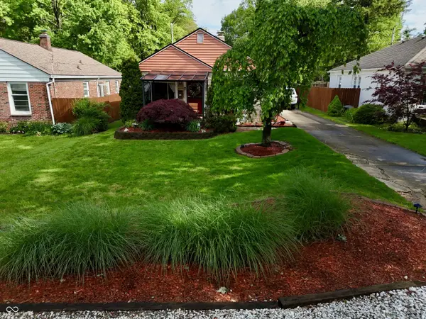 2206 E Northgate ST, Indianapolis, IN 46220