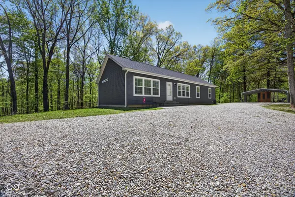 9451 S Chapel Hill RD, Heltonville, IN 47436