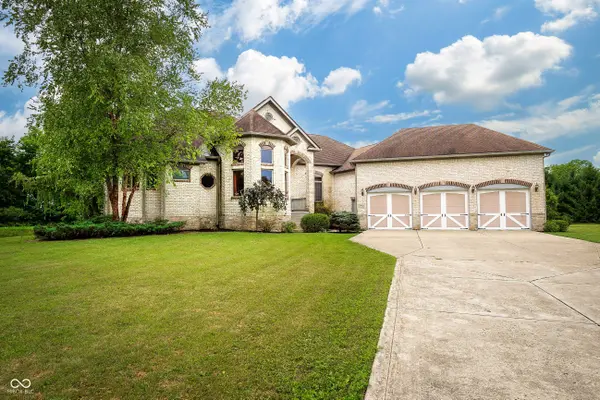 10165 Sanctuary DR, Brownsburg, IN 46112