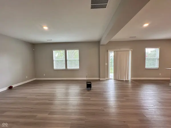 8027 wagman ST, Camby, IN 46113