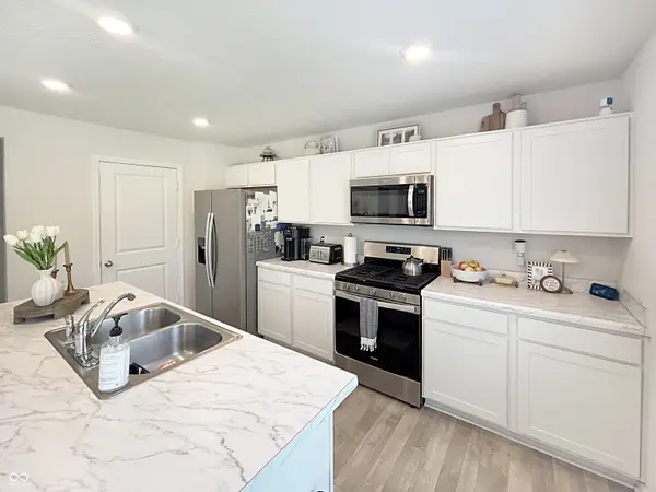 6338 Card BLVD, Indianapolis, IN 46221