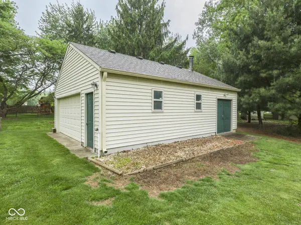 4124 Windsor CT, Greenwood, IN 46142