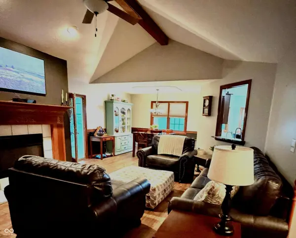 3136 E County Road 100 N, Danville, IN 46122