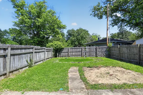 4955 N Kenyon DR, Indianapolis, IN 46226