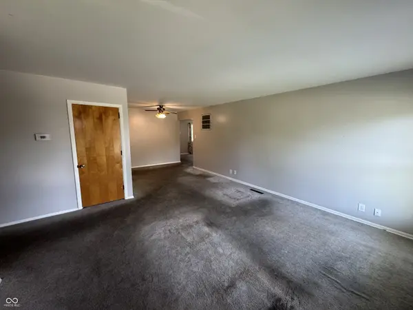 5802 Elaine ST, Speedway, IN 46224