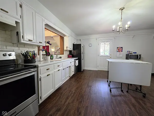 6908 Mendenhall RD, Indianapolis, IN 46221