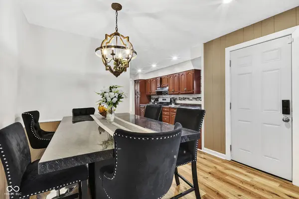 560 Manhattan AVE, Indianapolis, IN 46241