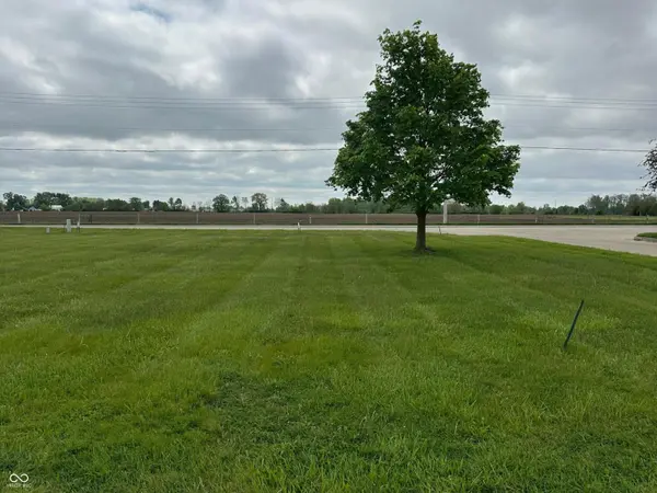 101 Sunburst CIR, Alexandria, IN 46001