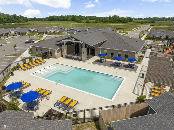 3845 Stallion ST #036, Whitestown, IN 46075