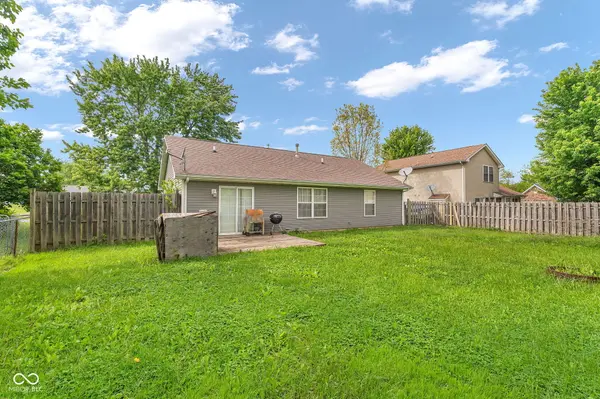 33 Cottonwood CT, Greencastle, IN 46135