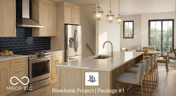 1027 Riviera DR, Broad Ripple, IN 46220