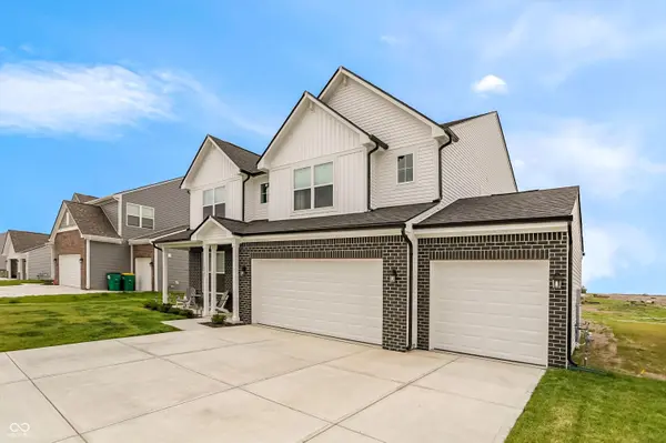 1261 Pegasus DR, Franklin, IN 46131