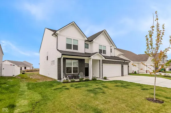 1261 Pegasus DR, Franklin, IN 46131