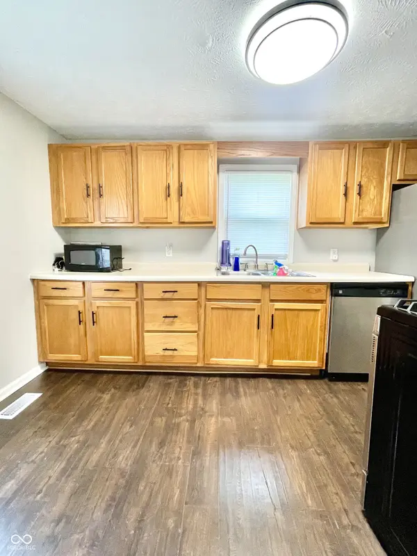 4950 E 18th ST, Indianapolis, IN 46218
