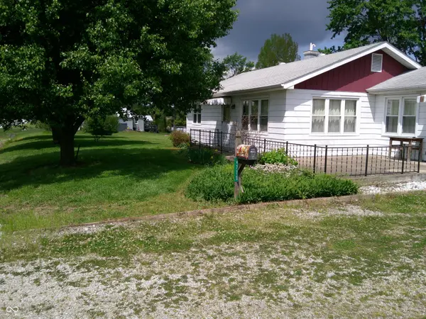 4770 W 450 S, Columbus, IN 47201