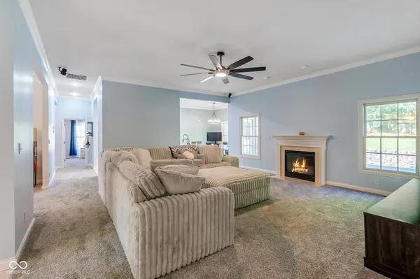 2545 Eisenhower LN, Terre Haute, IN 47803