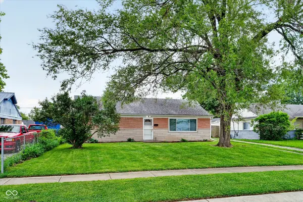 449 Southgate DR, Greenwood, IN 46143