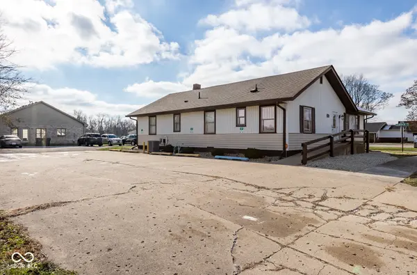 417 W 38th ST, Anderson, IN 46013