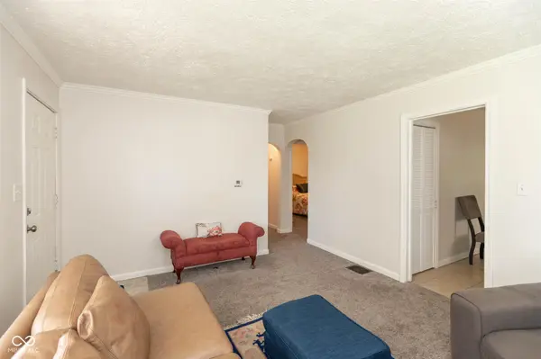 3743 Crescent AVE, Indianapolis, IN 46208