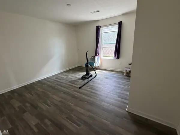 1727 Dogwood Lake WAY, Indianapolis, IN 46239