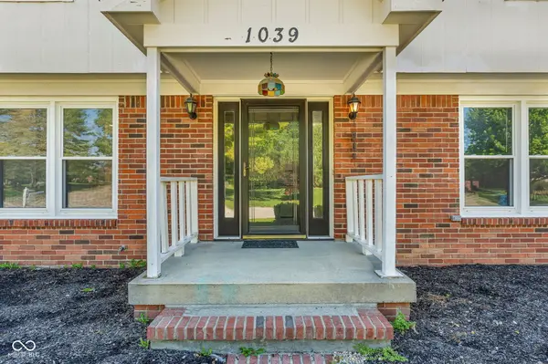 1039 Ridgeview CT, Avon, IN 46123