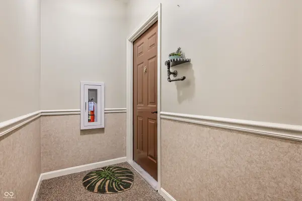 5019 Amber Creek PL #208, Indianapolis, IN 46237